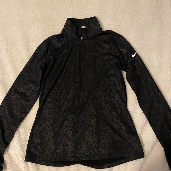 Sweaters - Nike black cheetah pullover dry-fit
